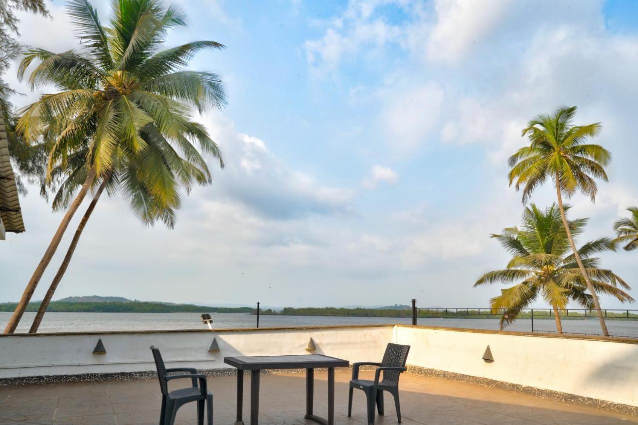 Blu Missel By The River Ribandar Buitenkant foto