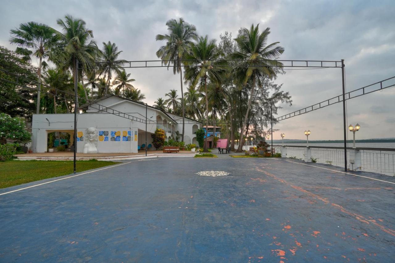 Blu Missel By The River Ribandar Buitenkant foto