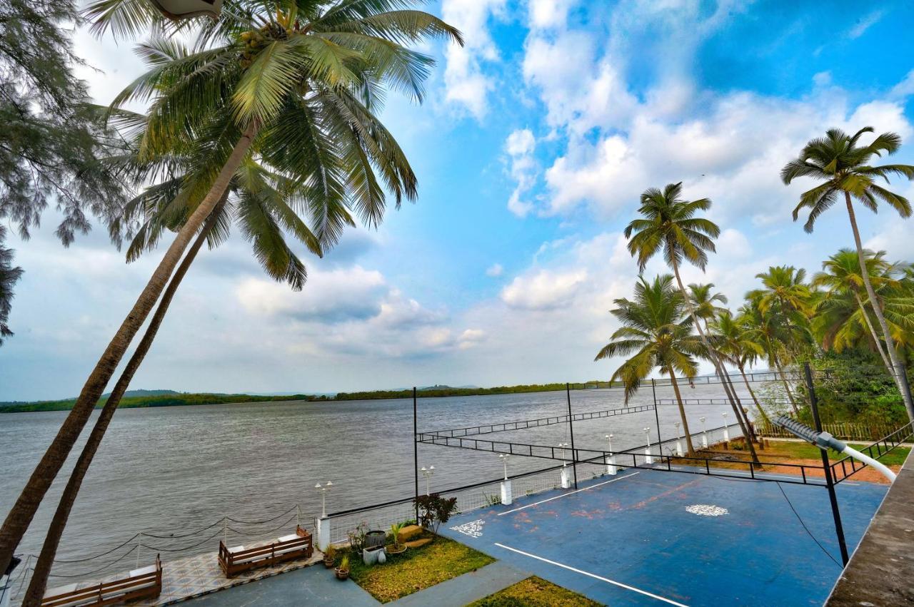Blu Missel By The River Ribandar Buitenkant foto